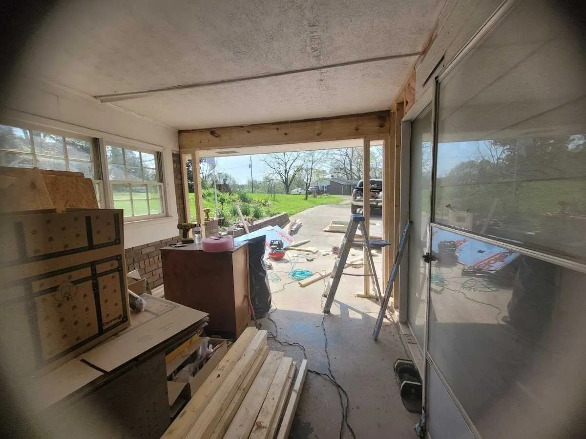 Air movers and dehumidifier for Water Mitigation Services in Berea